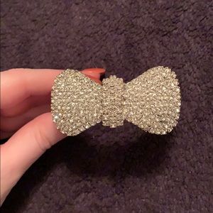 Bow bracelet